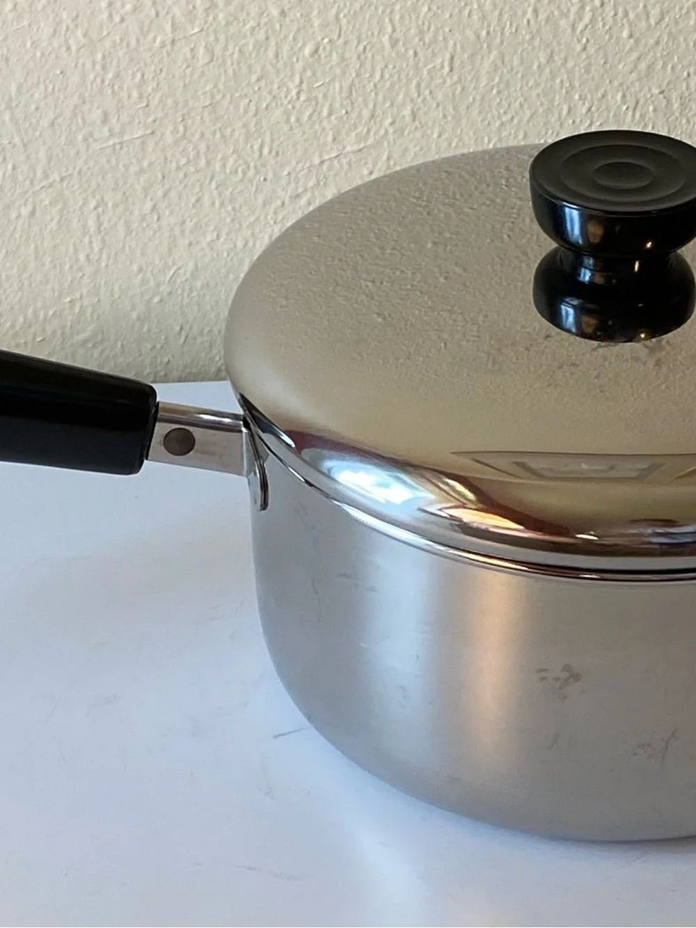 Revere Ware 2 Quart Polished Stainless Steel Saucepan with Lid